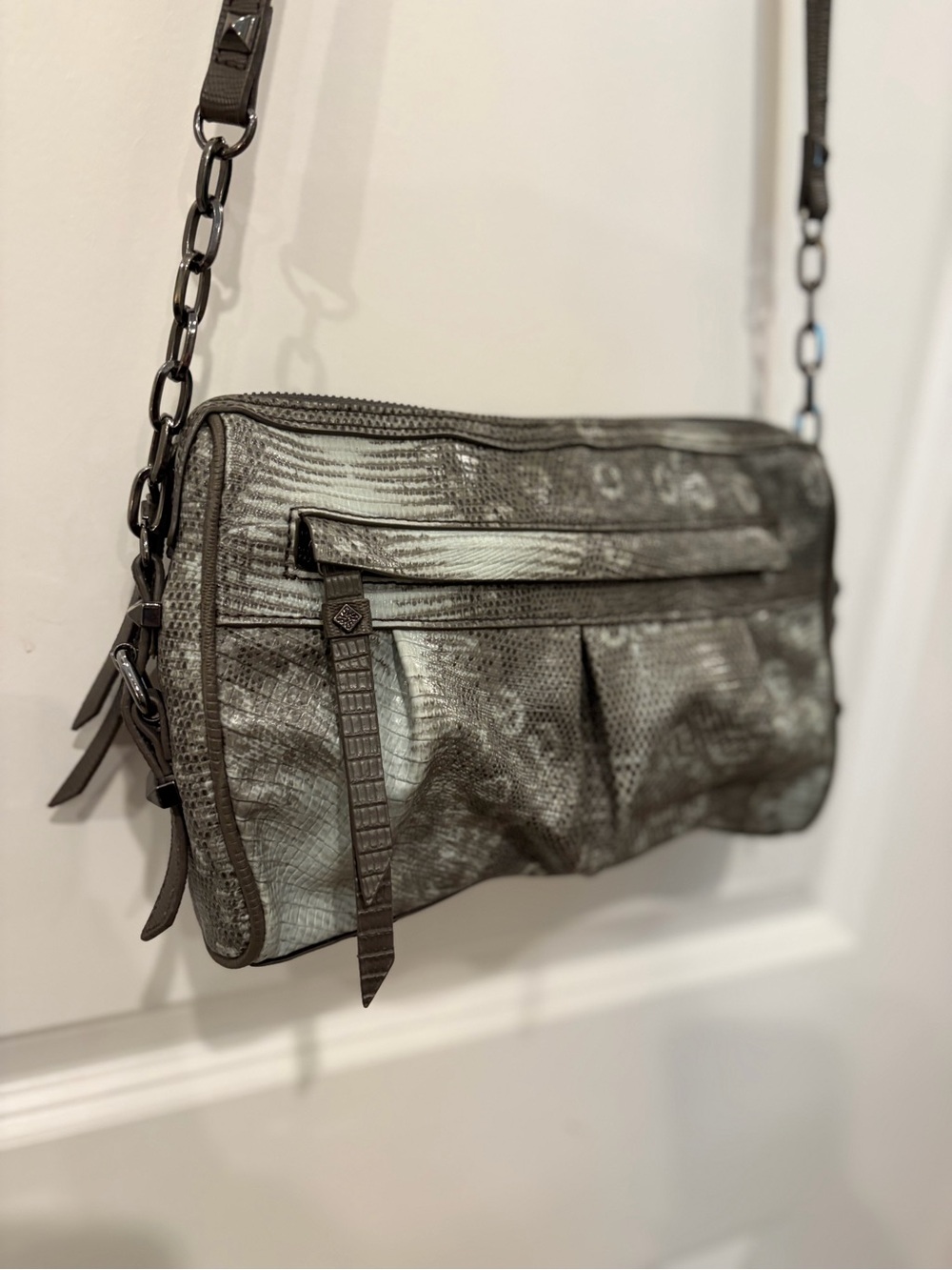 Simply Vera Vera Wang Metallic Gray Embossed Crossbody
